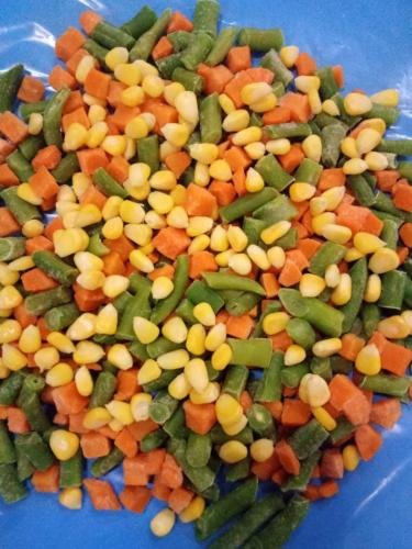 Mix vegetable Carrot 33 % , Sweet corn 33 %, French Bean 33 %